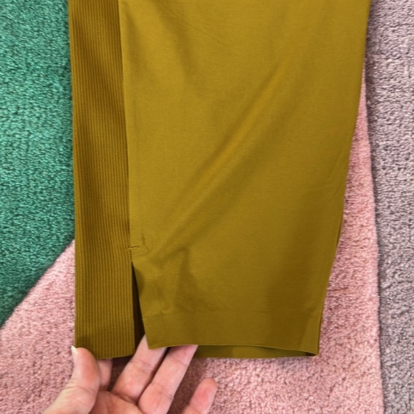 Athleta Brooklyn Ankle Pant Mustard Gold Stretchy Jogger Pant Sz 8 - Picture 13 of 17